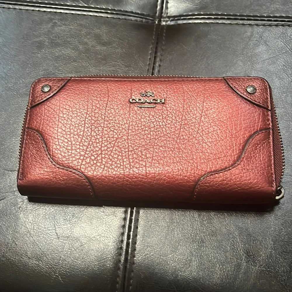 Coach Wallet - Picture 1 of 3